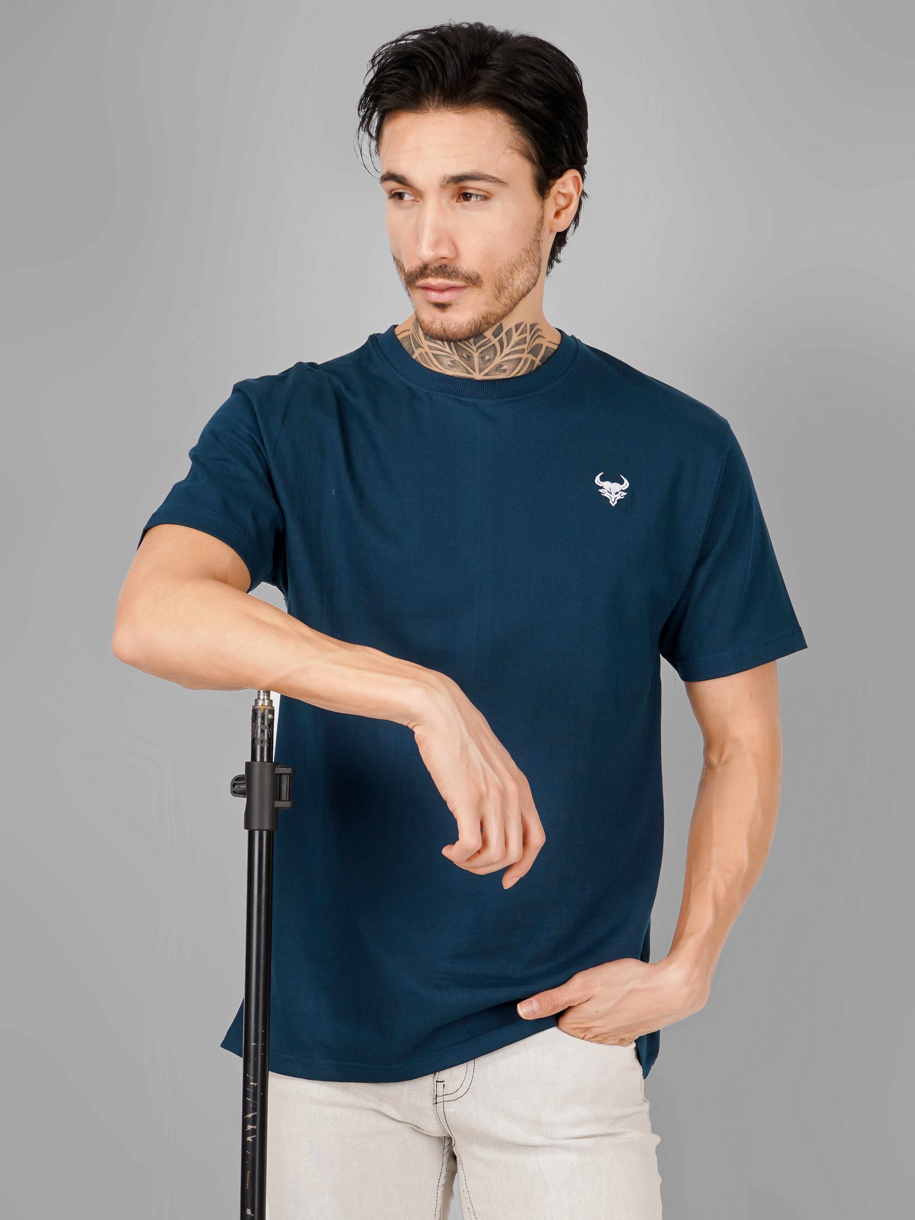 Embroidered D'CAVROS logo T Shirt UNISEX