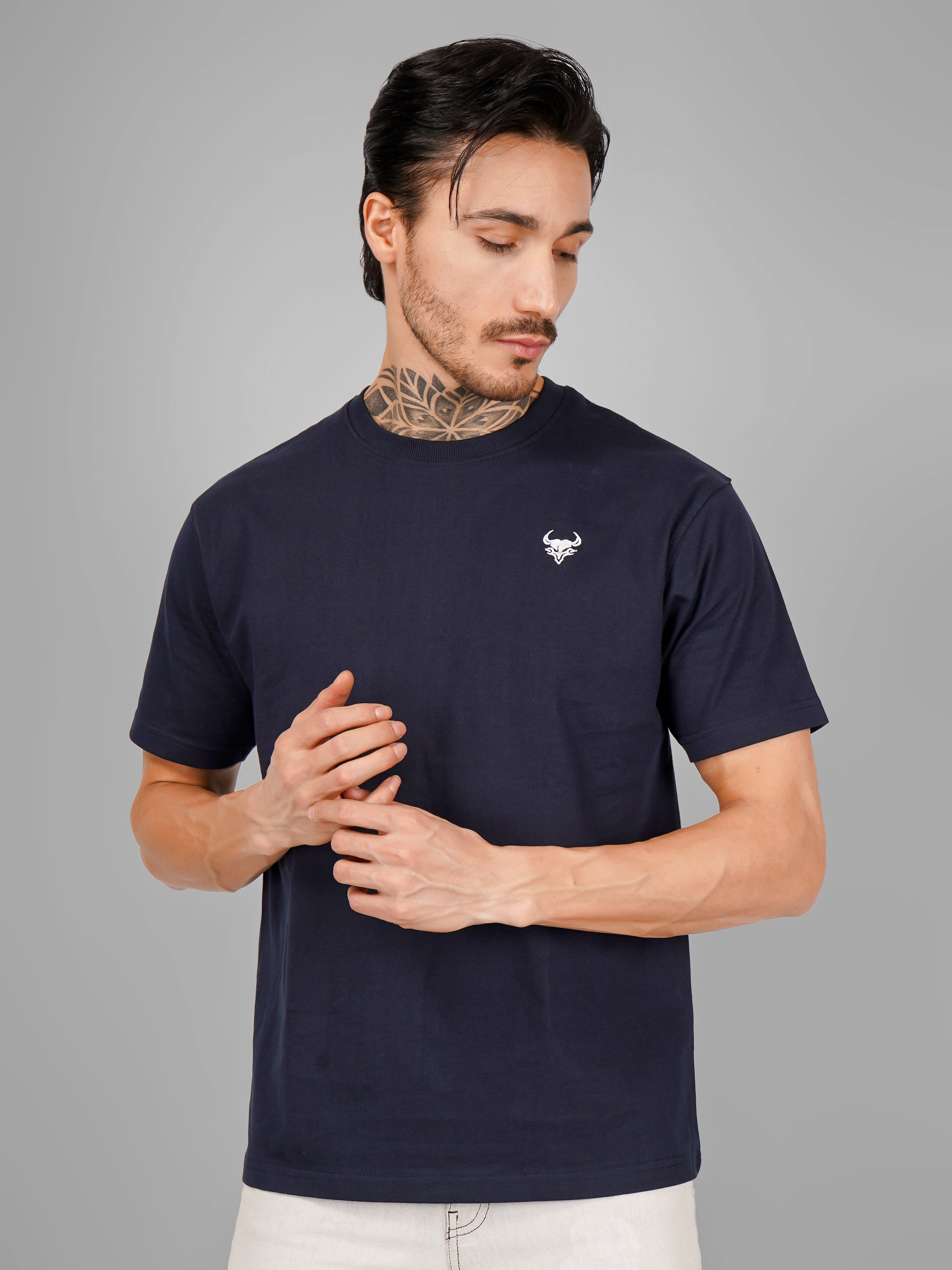 Embroidered D'CAVROS logo T Shirt UNISEX