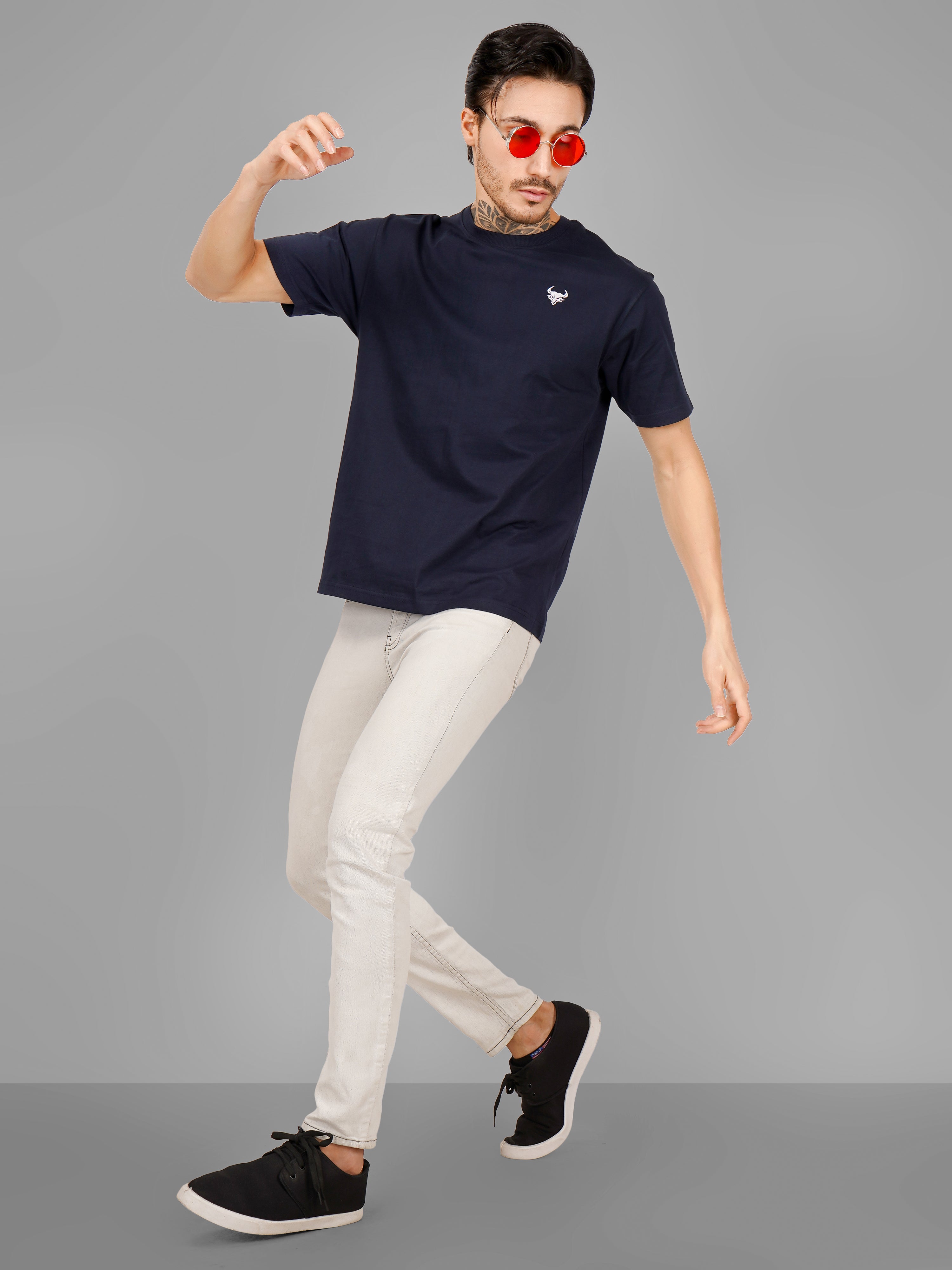 Embroidered D'CAVROS logo T Shirt UNISEX