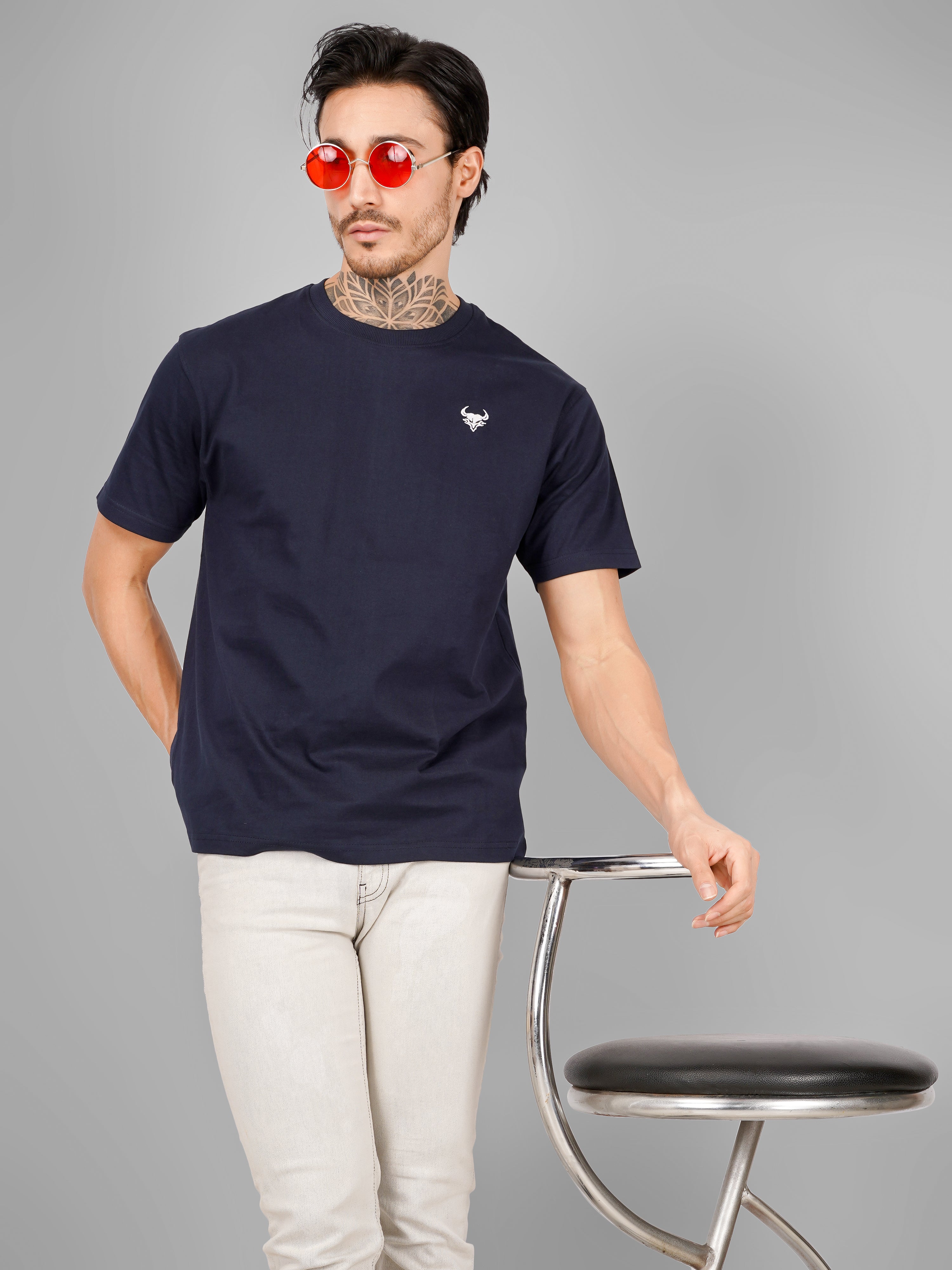Embroidered D'CAVROS logo T Shirt UNISEX