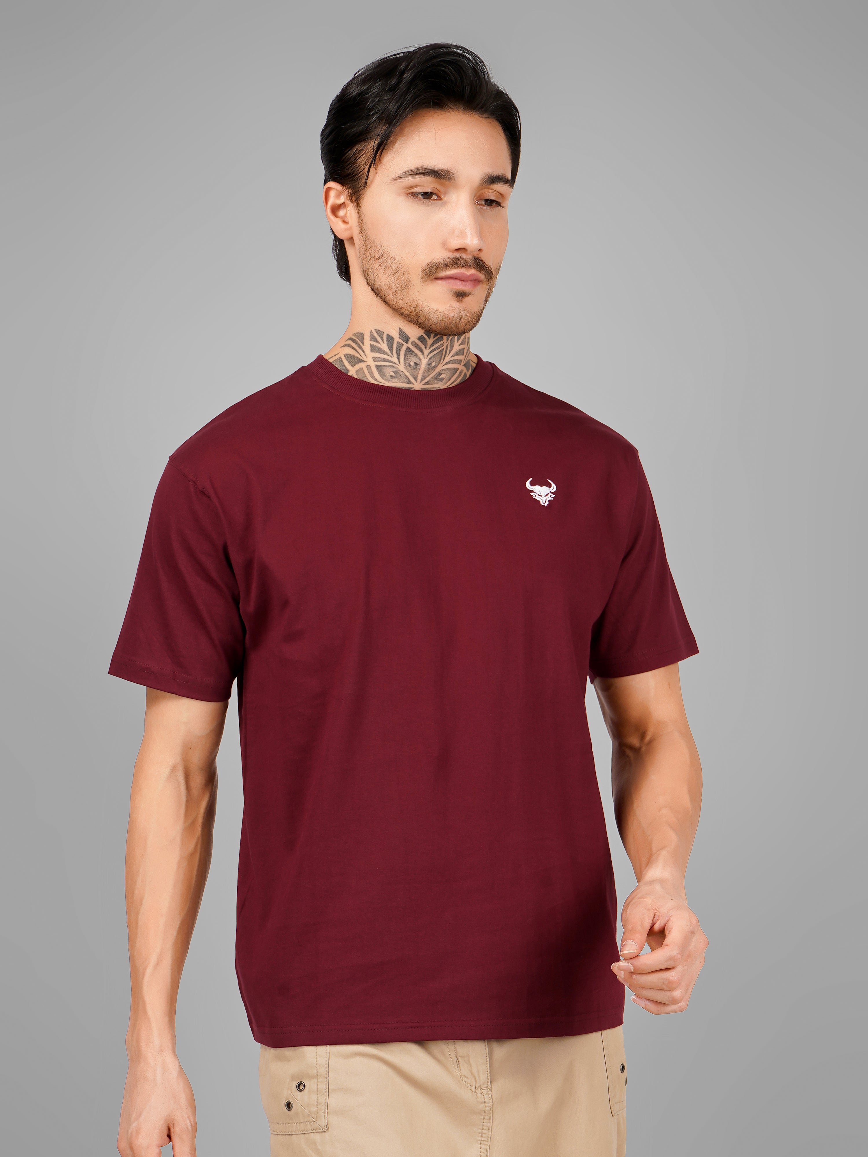 Embroidered D'CAVROS logo T Shirt UNISEX