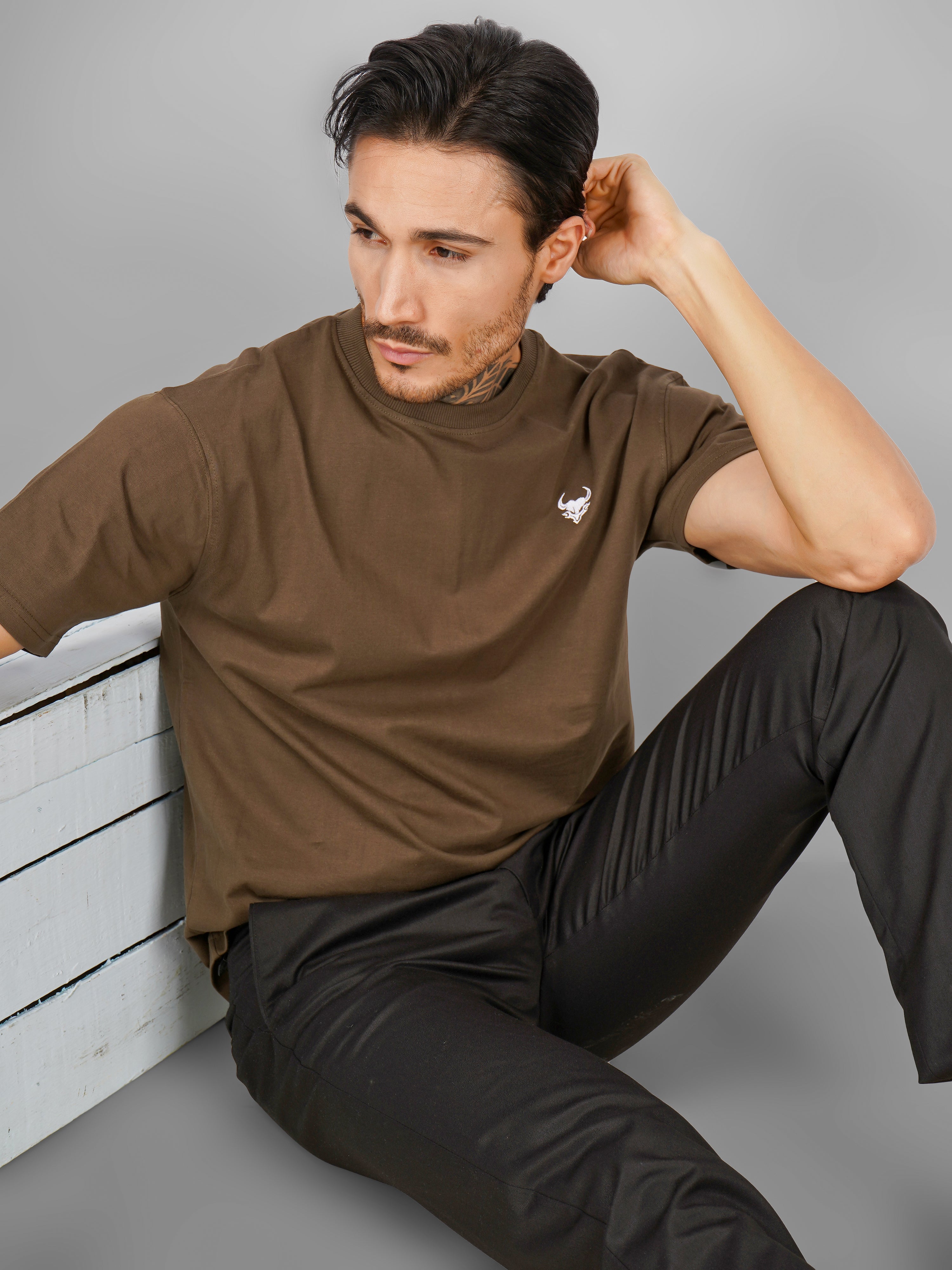 Embroidered D'CAVROS logo T Shirt UNISEX