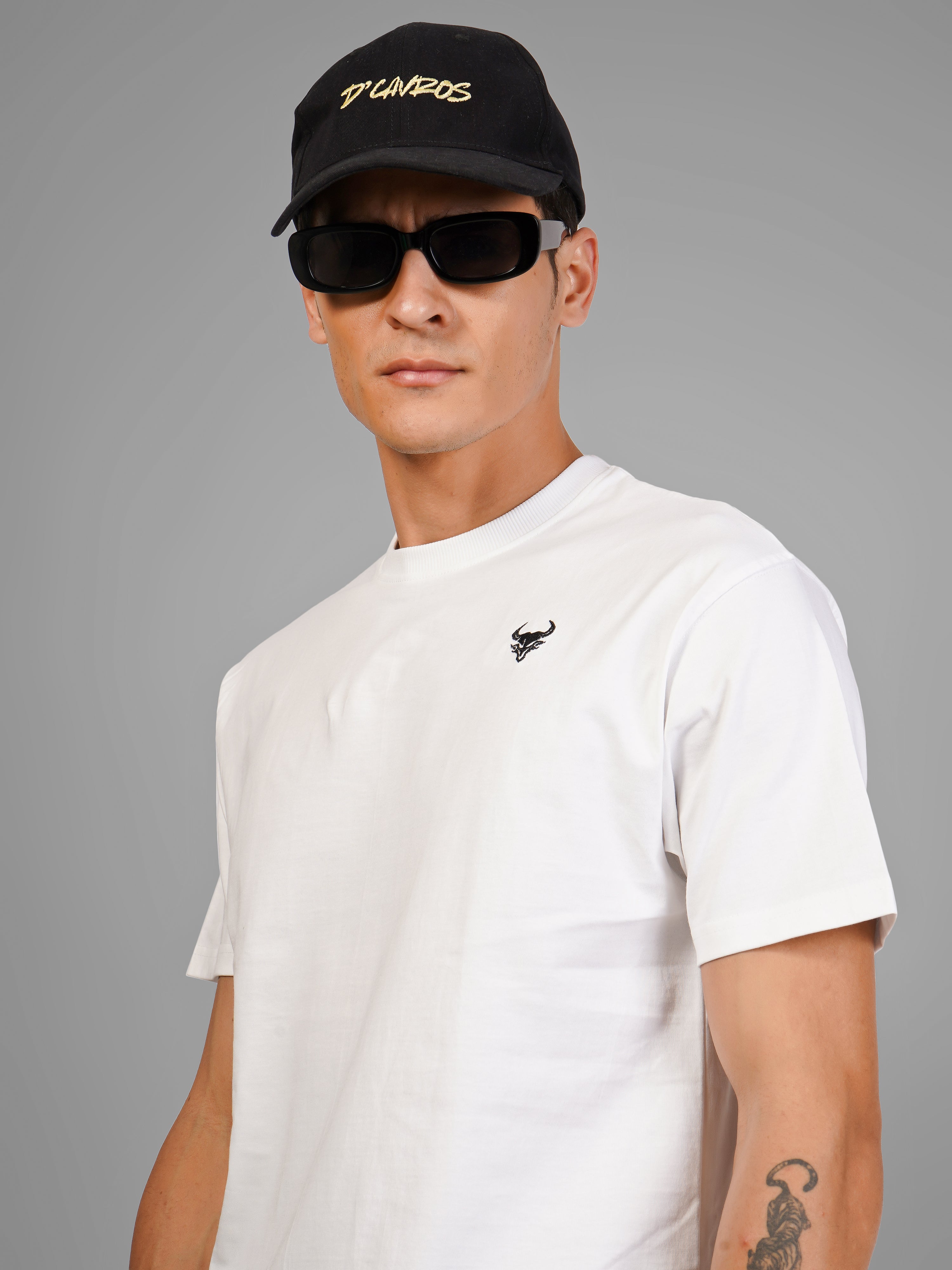 Embroidered D'CAVROS logo T Shirt UNISEX