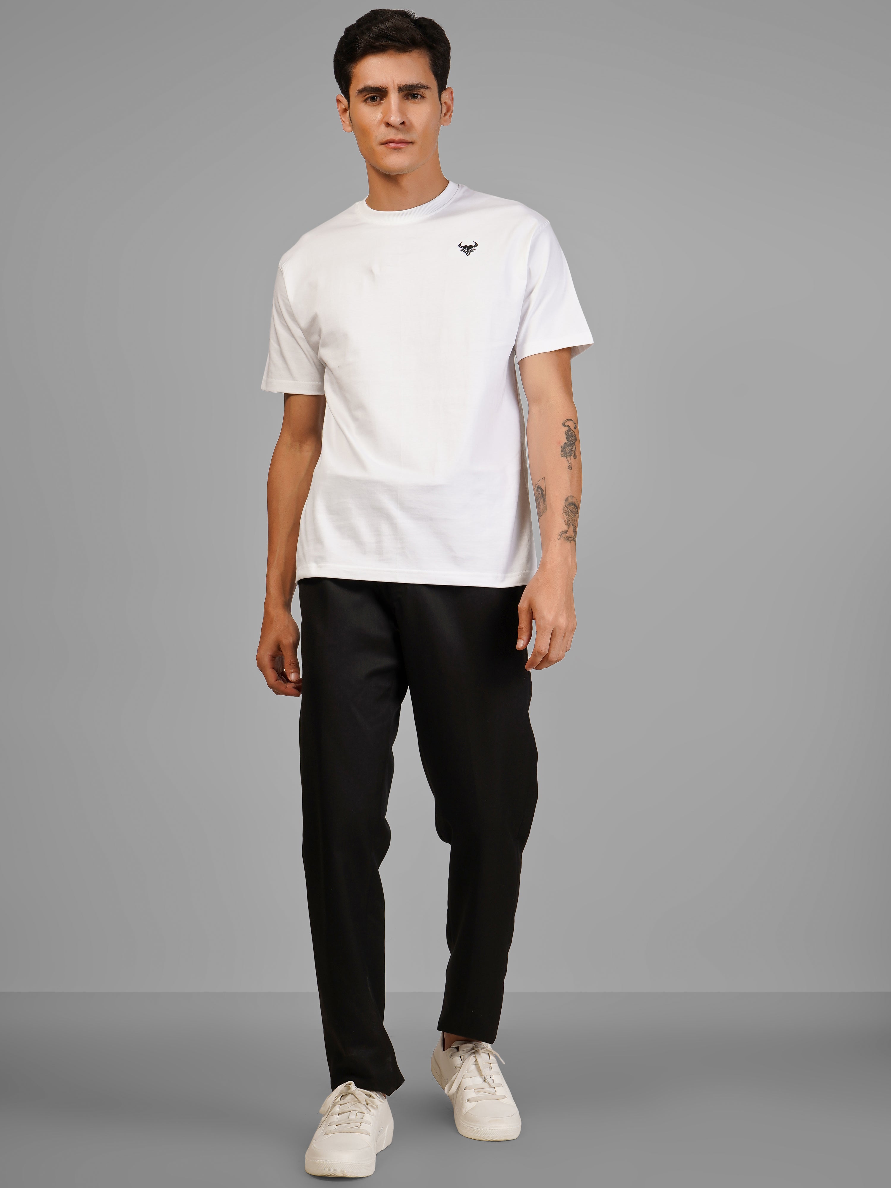Embroidered D'CAVROS logo T Shirt UNISEX